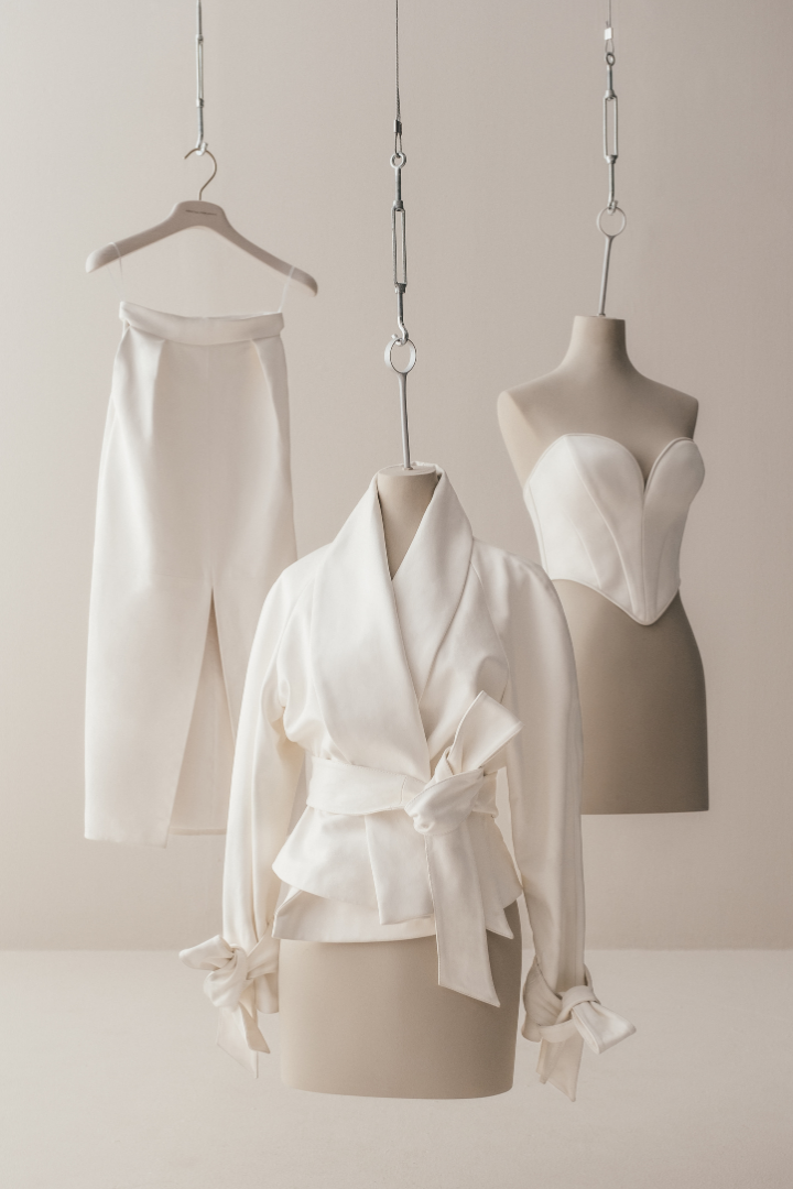 Her Shawl Collar Reglan White Jacket