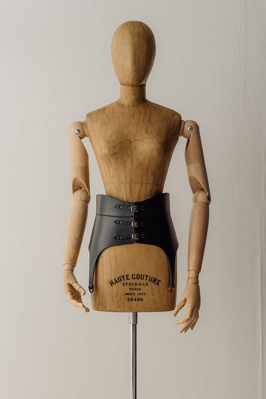 Her Black Fringes Corset Belt