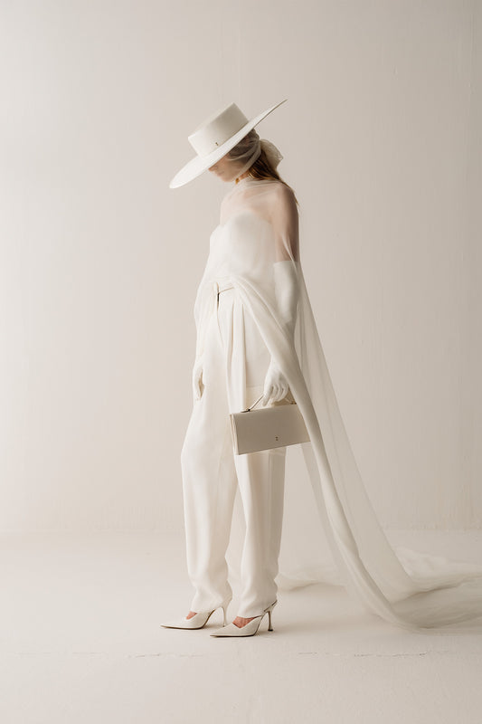 Her Riding Off White Trousers