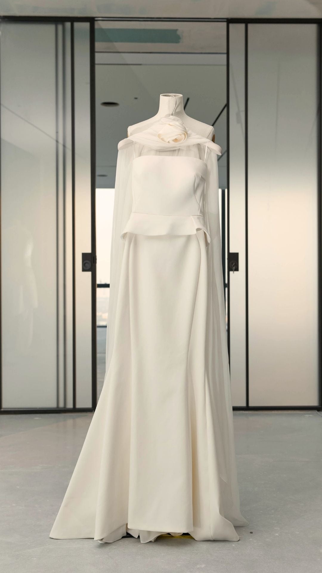 Her White Long Fishcut Dress