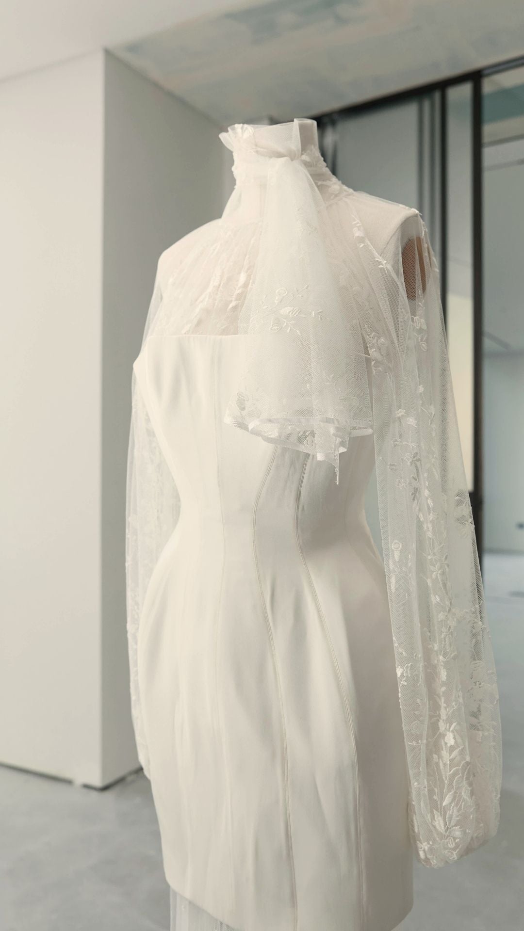 Her White Sculpture Corsage