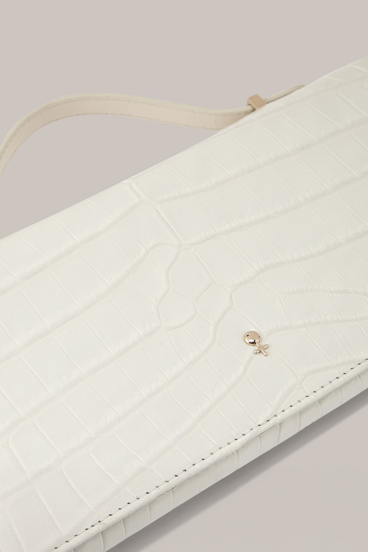 Her White Leather Crocodile Bag