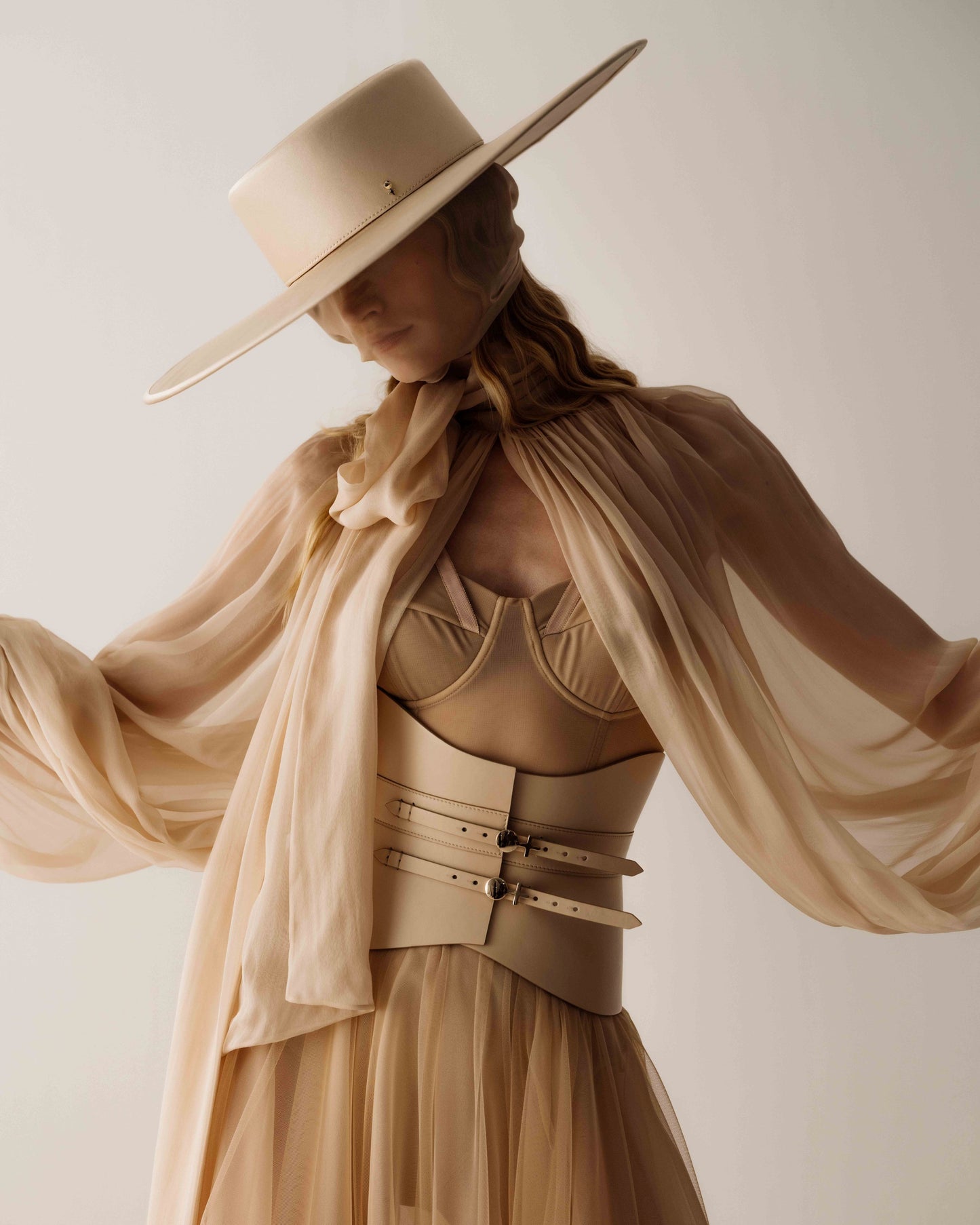 Her Voile Satin Hat in Beige