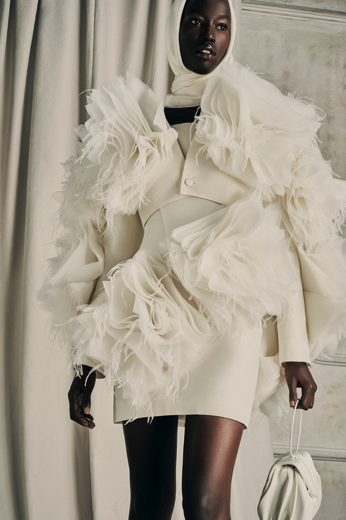 Her Embellished Cropped Off White Jacket