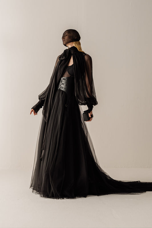 Her Full Long Layered Black Skirt
