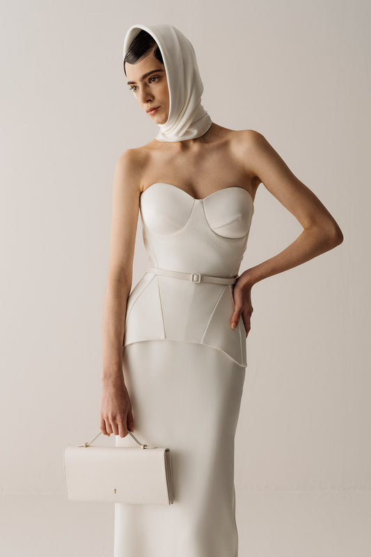 Her Corsage With Cups White