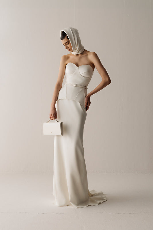 Her Corsage With Cups White