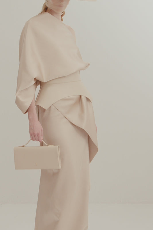 Her Beige Leather Cincher