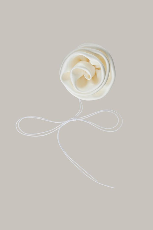 Her Rose Silk White Chocker